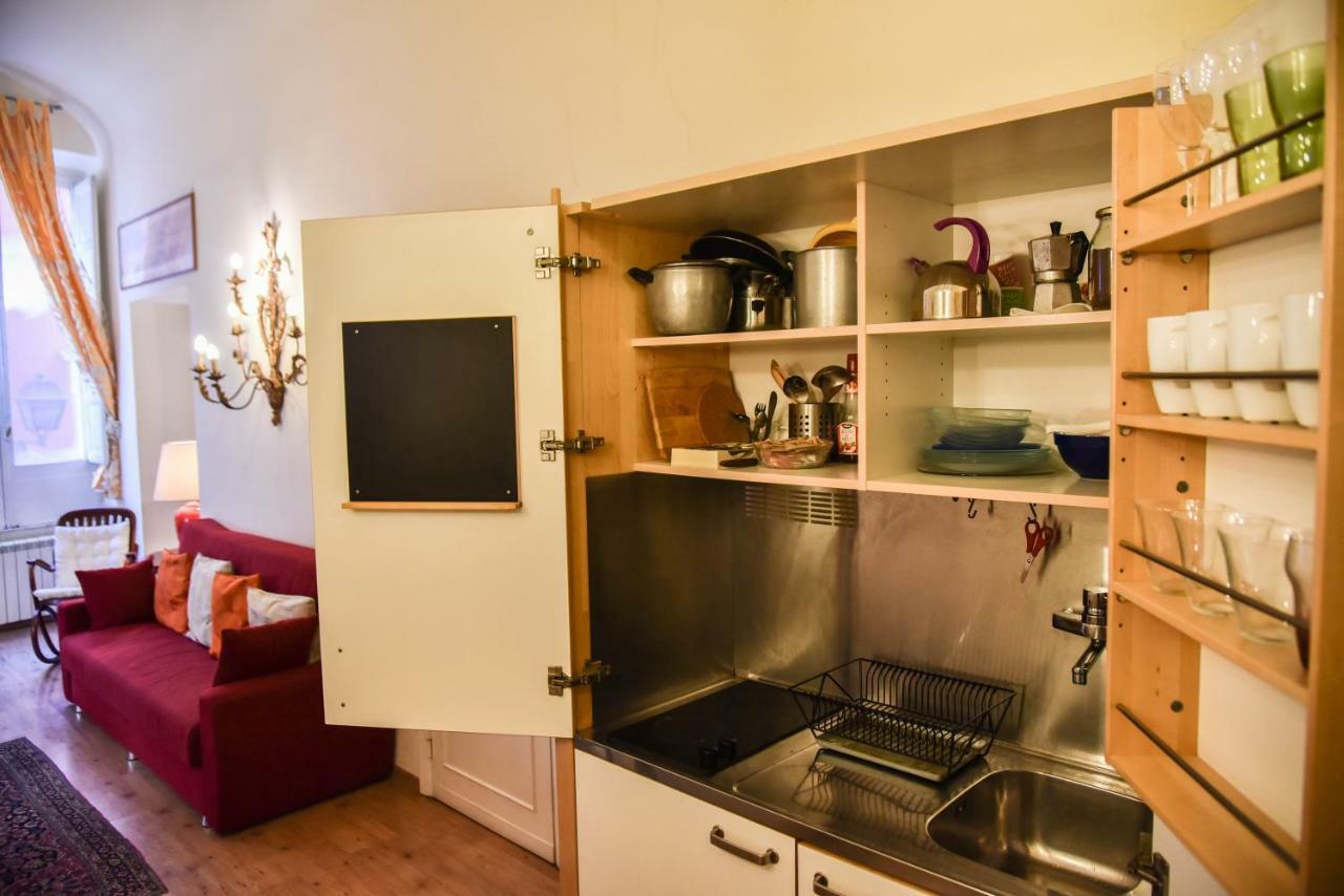 Stylish Apartment In Central Rome "Centro Storico" Экстерьер фото