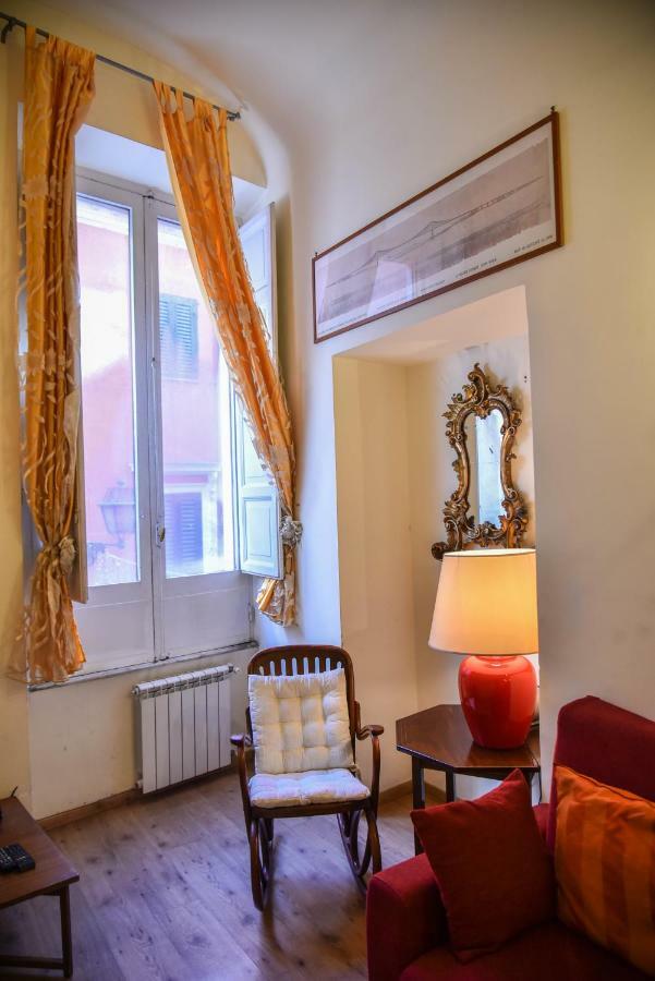 Stylish Apartment In Central Rome "Centro Storico" Экстерьер фото