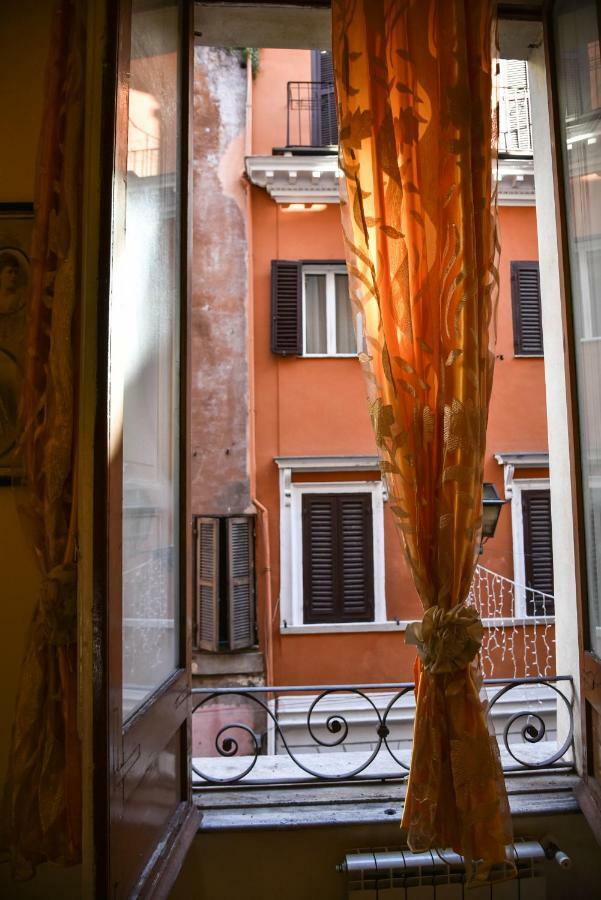 Stylish Apartment In Central Rome "Centro Storico" Экстерьер фото