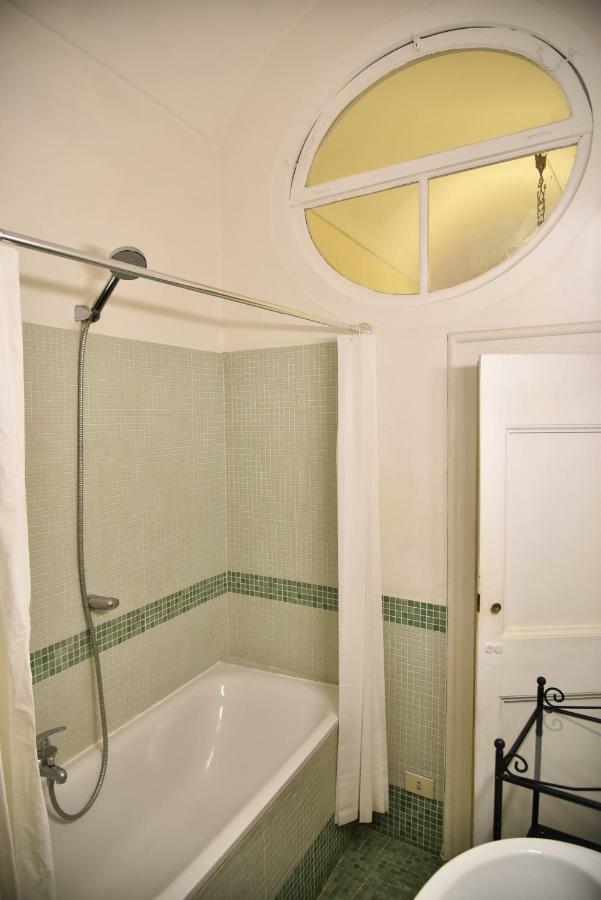 Stylish Apartment In Central Rome "Centro Storico" Экстерьер фото